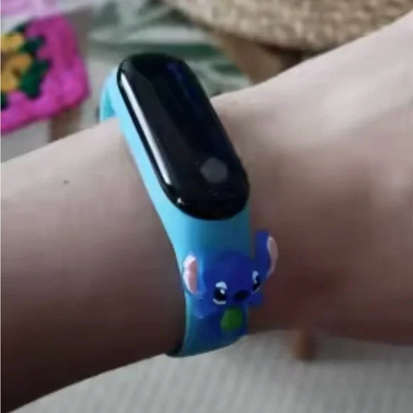 Disney Blue Lilo and Stitch Kids Digital Watch - Picture 4 of 10